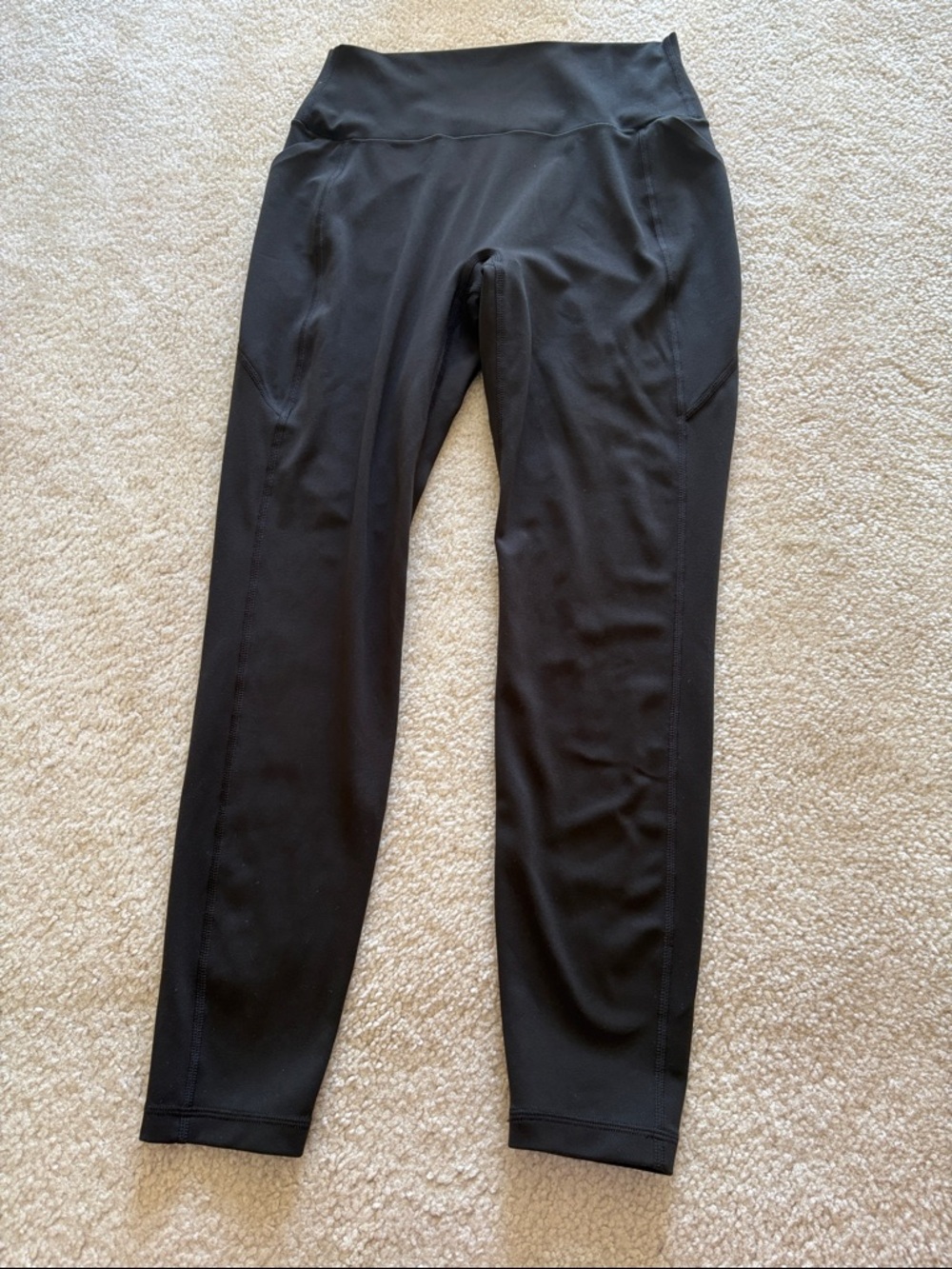 Uniqlo black leggings size medium
